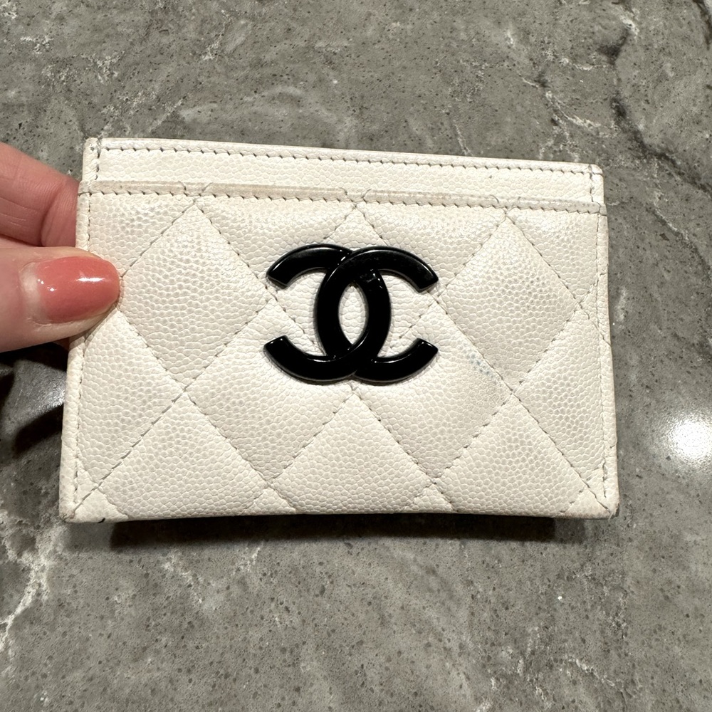 Chanel Caviar Card Holder